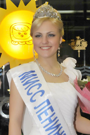 Названы победительницы конкурса "Мисс Санкт-Петербург и Мисс Ленинградская область 2012" (фото)